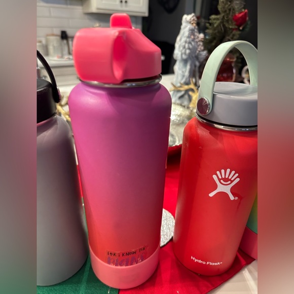 Hydro Flask - Picture 4 of 16